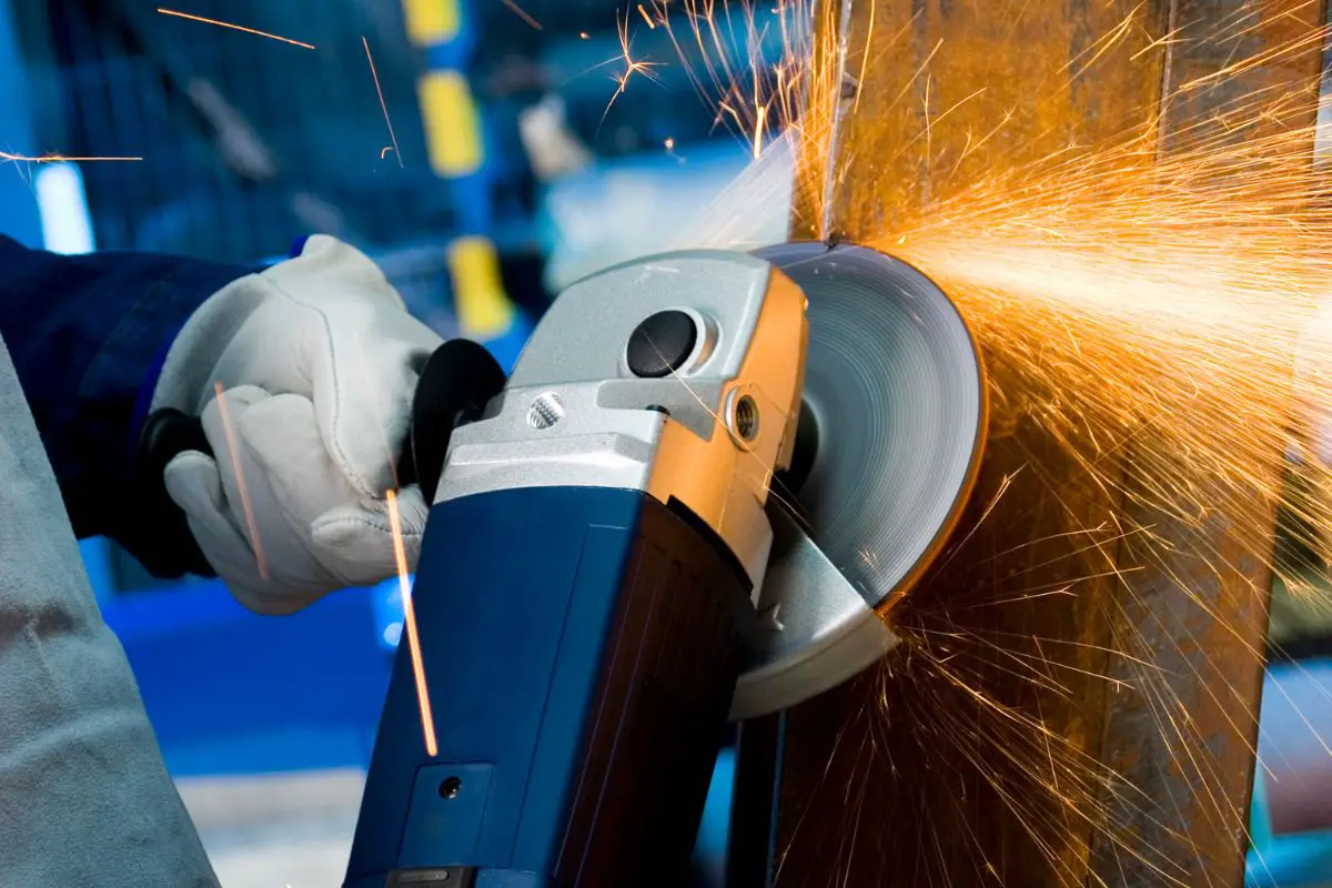 The Benefits Of The Angle Grinder